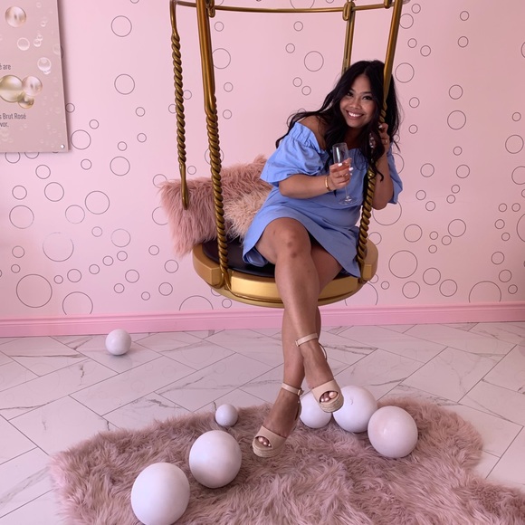 Meet your Posher, Kristina - Picture 1 of 1